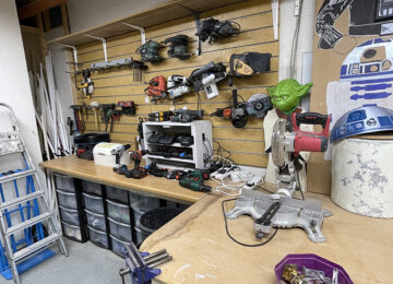 Arts & Crafts Studio